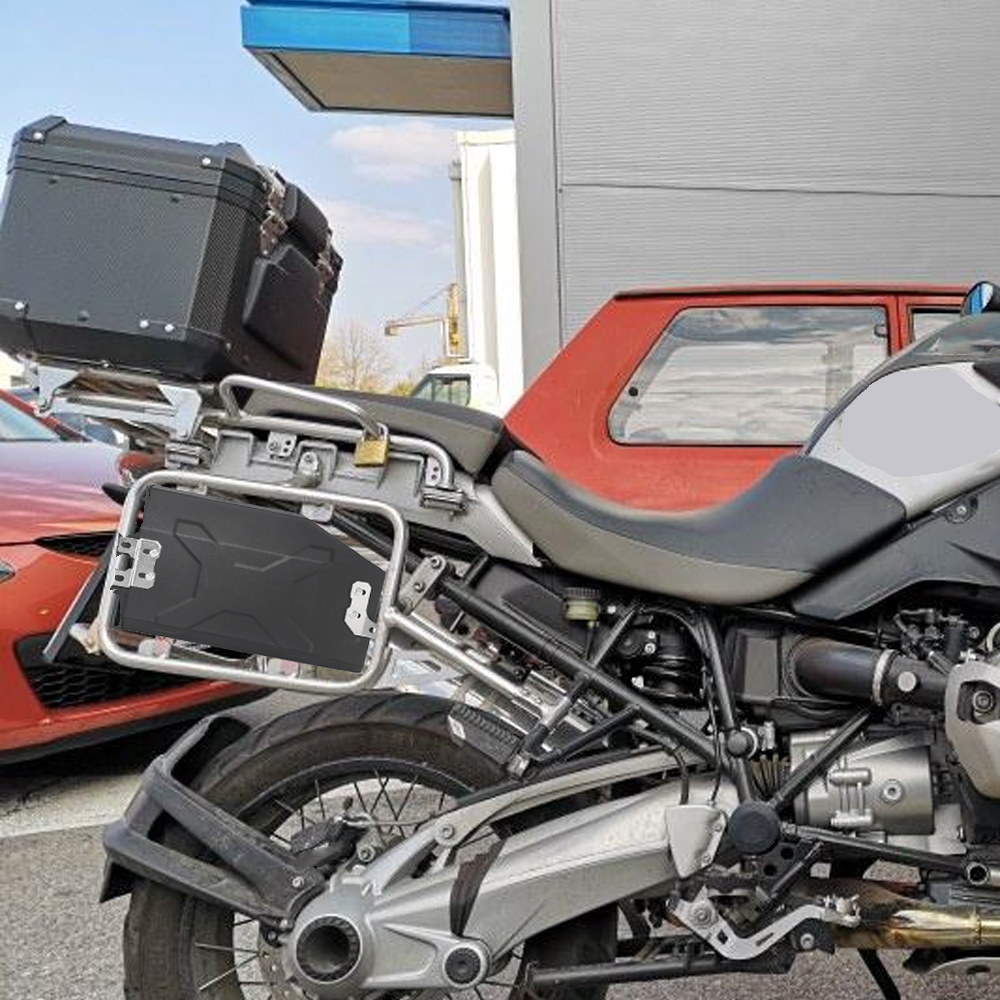 Motorcycle Plastic Toolbox Inn - مراجعة Motorcycle Gear Holder وسعره